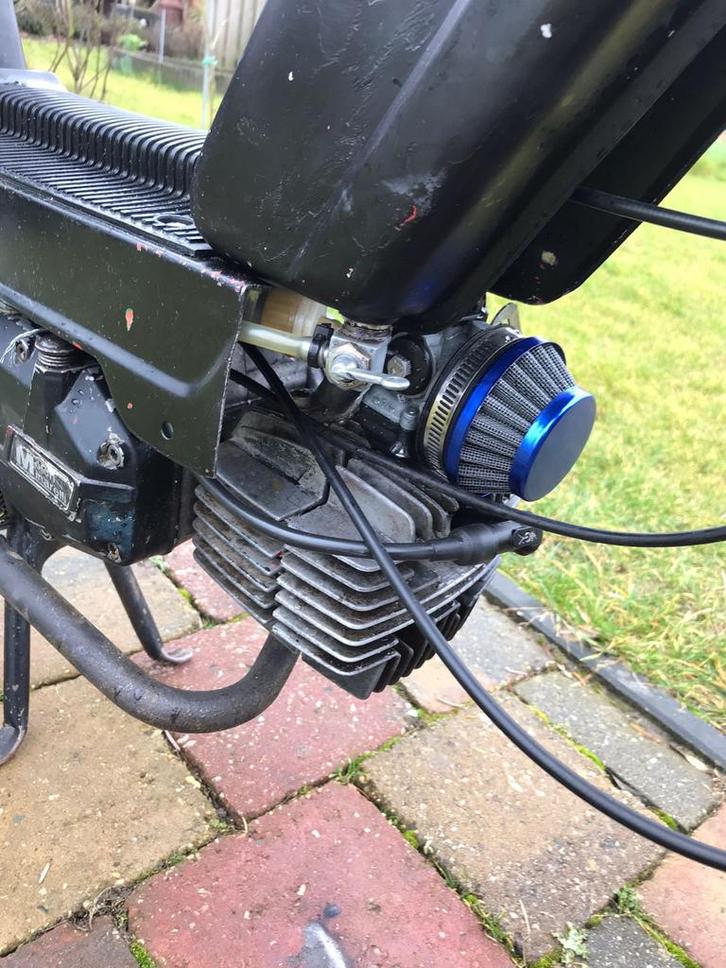 Leuke brommer met kenteken, Fietsen en Brommers, Brommers | Overige merken, Gebruikt, Maximaal 45 km/u, Ophalen of Verzenden