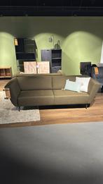2 en 3 zits bank groen SHOWROOM UITVERKOOP, Huis en Inrichting, Banken | Bankstellen, Ophalen, Zo goed als nieuw, Stof