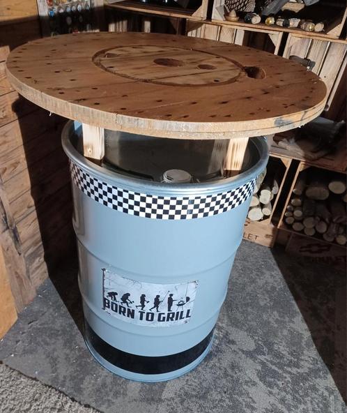 Born to grill bbq SKA tafel 2 tone, Huis en Inrichting, Tafels | Statafels, Zo goed als nieuw, Ophalen