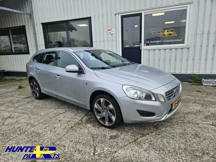 Volvo V60 1.6 T3 Ocean Race Kleurcode 477, Auto-onderdelen, Carrosserie en Plaatwerk, Volvo, Gebruikt