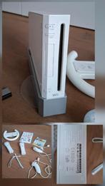 Nintendo Wii met accessoires (incl. Wii Play en Wii Sports), Spelcomputers en Games, Spelcomputers | Nintendo Wii, Ophalen of Verzenden