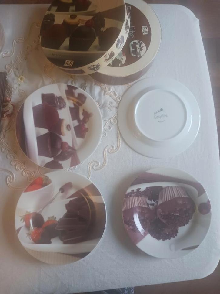 Easy Life Dessertborden Set - Nieuwstaat!, Huis en Inrichting, Keuken | Servies, Zo goed als nieuw, Bord(en), Overige stijlen