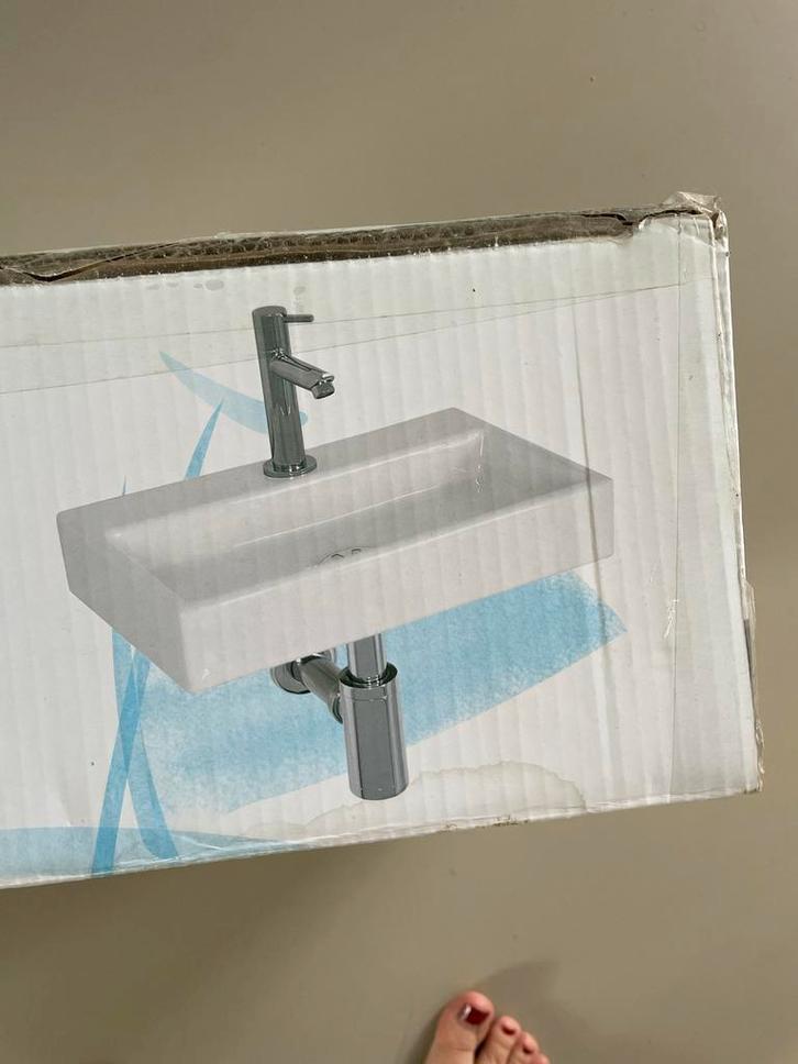 Nieuwe Fonteinset Aqua Vive - Compleet in Doos, Doe-het-zelf en Verbouw, Sanitair, Nieuw, Wastafel, Ophalen
