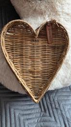 Riviera Maison Ratan Mini Tray Hart🎀In mooie staat🎀, Ophalen, Schaal, Zo goed als nieuw, Riet