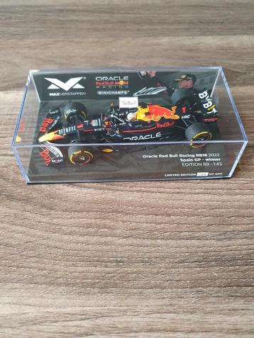 Max verstappen RB18 winnaar Spanje 2022 schaal 1/43  beschikbaar voor biedingen