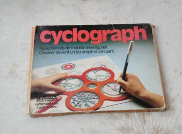 Vintage jaren '80 cyclograph/spirograph  beschikbaar voor biedingen