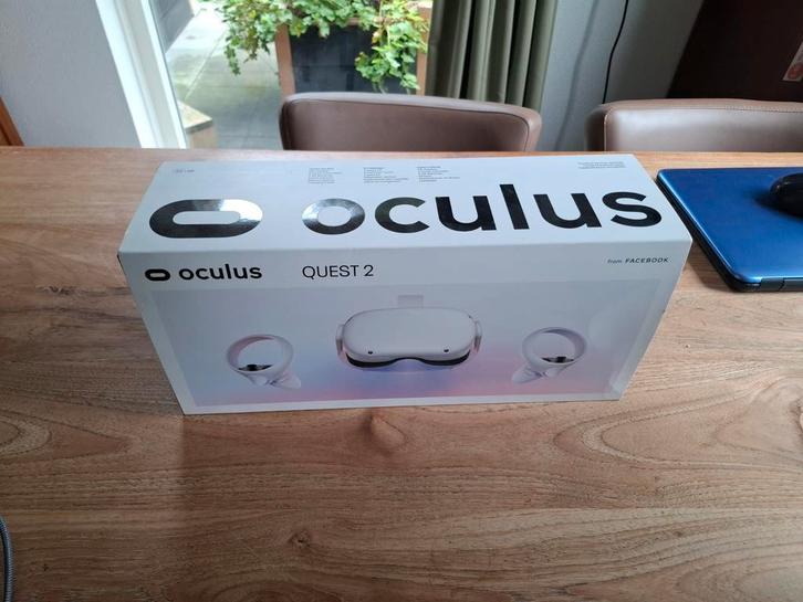 Oculus quest 2, link cable, charging stand, elite strap, Spelcomputers en Games, Virtual Reality, Zo goed als nieuw, Overige platformen