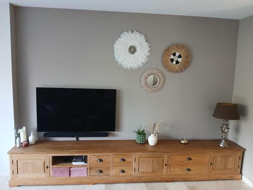 Massief  teak houten tv-meubel / dressoir, Huis en Inrichting, Kasten | Dressoirs, Zo goed als nieuw, 200 cm of meer, 25 tot 50 cm