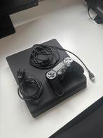 PlayStation 4 met 1 controller, Spelcomputers en Games, Ophalen of Verzenden, Gebruikt, Met 2 controllers, Slim