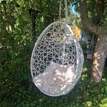 Hangstoel / Ei-stoel voor Binnen & Buiten beschikbaar voor biedingen