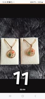 2x ketting tulp koraal, jade en verguld rodium, Ophalen of Verzenden, Zo goed als nieuw