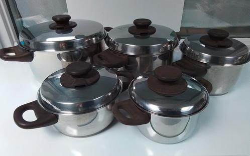 Pannenset van Fissler geschikt voor oven., Huis en Inrichting, Keuken | Potten en Pannen, Zo goed als nieuw, Pannenset, Rvs, Ophalen of Verzenden