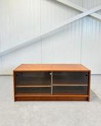 mid century low dressoir, Huis en Inrichting, Kasten | Dressoirs, Met deur(en), 100 tot 150 cm, Mid century - modern - vintage