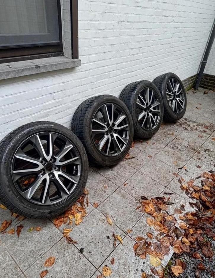 Te koop originele mazda CX-3 CX-5 18 inch winterset, Auto-onderdelen, Banden en Velgen, Banden en Velgen, Winterbanden, 18 inch