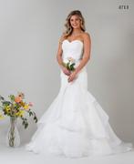 Nieuwe Bruidsjurk mt 46, Ophalen of Verzenden, Nieuw, Wit, Trouwjurk