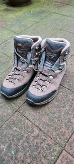 Lowa dames bergschoenen maat 39,5, Ophalen of Verzenden, Gebruikt, Schoenen
