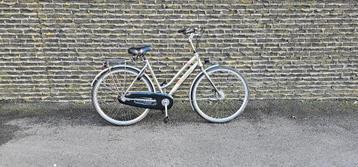 Gazelle damesfiets met 3 versnellingen en rollerbrake-remmen beschikbaar voor biedingen