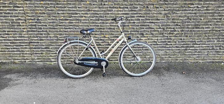 Gazelle damesfiets met 3 versnellingen en rollerbrake-remmen, Fietsen en Brommers, Fietsen | Dames | Damesfietsen, Gebruikt, Gazelle