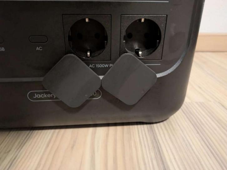 Jackery zonnegenerator 1000 v2 met 100W zonnepaneel, Caravans en Kamperen, Kampeeraccessoires, Zo goed als nieuw, Ophalen of Verzenden