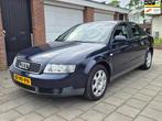 Audi A4 Limousine 1.8 Turbo MT *AUT* in goede staat!, Stof, 4 cilinders, Blauw, A4