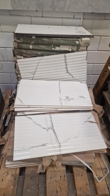 Tegel - 30x60 cm Wand tegel beschikbaar voor biedingen