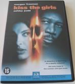 Dvd *** KISS THE GIRLS *** Searching for a deadley collector, Vanaf 16 jaar, Ophalen of Verzenden, Zo goed als nieuw, Overige genres