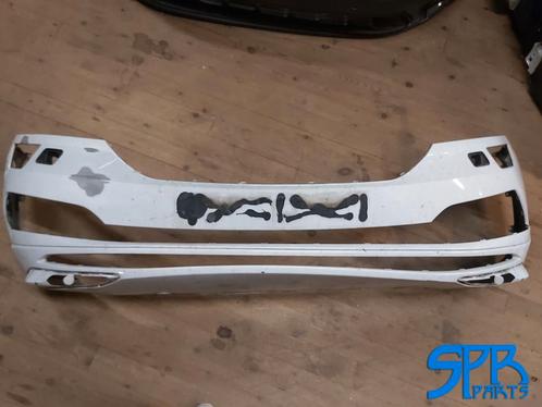 Voorbumper SKODA KAROQ SPORTLINE ACT 57A807221 VOOR SPOILER, Auto-onderdelen, Carrosserie en Plaatwerk, Bumper, Skoda, Voor, Gebruikt