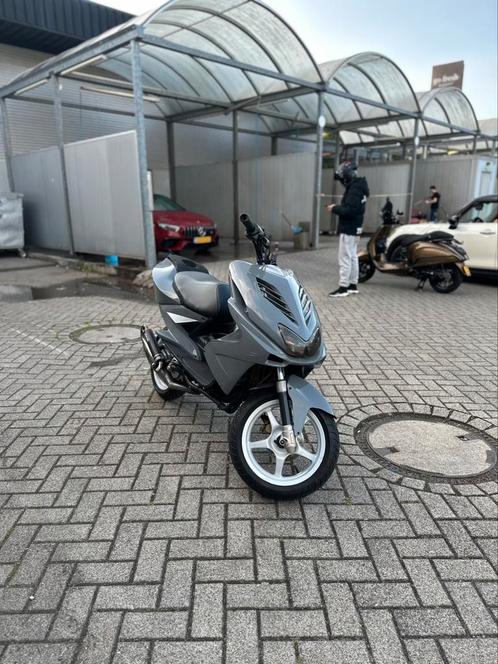 Yamaha aerox 70cc (2008), Fietsen en Brommers, Scooters | Yamaha, Zo goed als nieuw, Aerox, Maximaal 45 km/u, Tweetakt, Ophalen