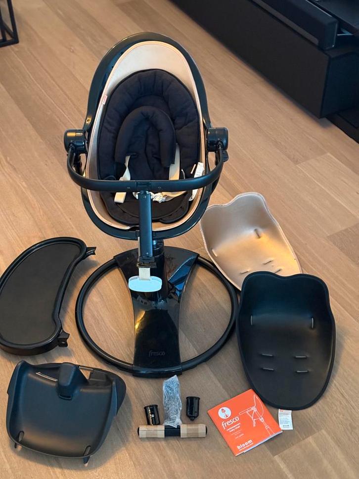 Bloom Fresco Zwart - compleet & goede staat!, Kinderen en Baby's, Kinderstoelen, Zo goed als nieuw, Meegroeistoel, Afneembaar eetblad