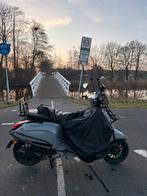 Vespa sprint 2019 nardo grey, Ophalen, Zo goed als nieuw, Benzine, Vespa