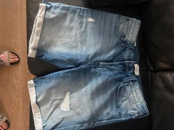 Jack&Jones spijkebroek kort maat M beschikbaar voor biedingen