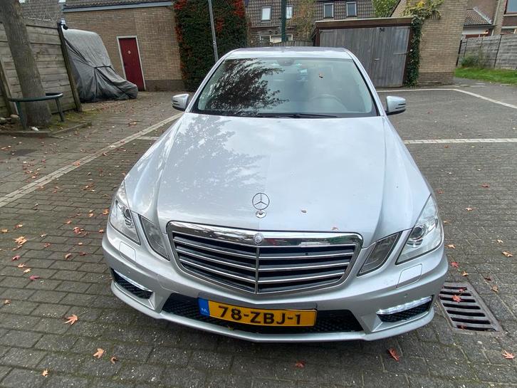 Mercedes-Benz E-Klasse E200 CGI BE Aut7 2012 Grijs, Auto's, Mercedes-Benz, Bedrijf, E-Klasse, Benzine, A, Sedan, Automaat, Origineel Nederlands