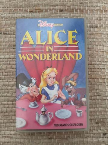 Alice in wonderland VHS band ( Disney Classic )  beschikbaar voor biedingen