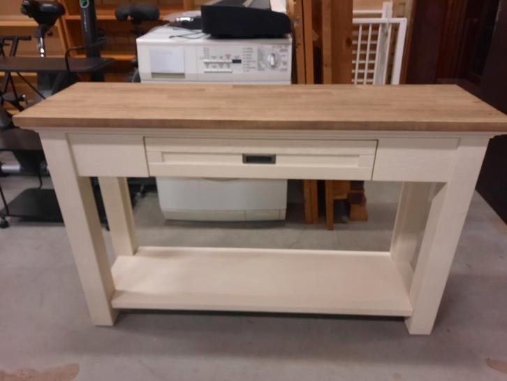 Robuuste sidetable met 1 lade, Huis en Inrichting, Tafels | Sidetables, Gebruikt, 25 tot 50 cm, 100 tot 150 cm, Rechthoekig, Ophalen