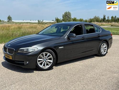 BMW 5-serie 523i Executive Aut/Navi/Schuifdak/Pdc, Auto's, BMW, Bedrijf, Te koop, 5-Serie, ABS, Airbags, Airconditioning, Alarm