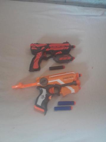 Nerf pistolen. beschikbaar voor biedingen