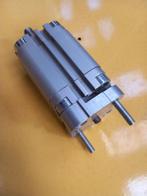 Festo Compact cylinder ADVU-32-156621 + magneetventiel, Doe-het-zelf en Verbouw, Compressors, 100 liter of meer, Ophalen, Zo goed als nieuw