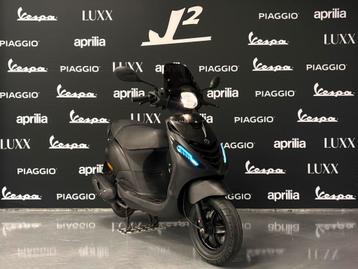 Piaggio Zip SP | Mat Zwart | Snor | 2020 | 9808 km beschikbaar voor biedingen