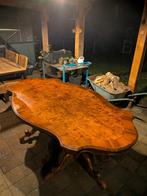 Antieke Tafel met Prachtig Houtsnijwerk, Ophalen