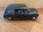 Vintage Dinky Toys Austin London taxi cab met chauffeur, Hobby en Vrije tijd, Modelauto's | 1:32, Ophalen, Gebruikt, Auto, Dinky Toys