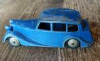 Dinky Toys Triumph Sedan, vroeg model zonder ramen., Ophalen of Verzenden, Gebruikt, Auto, Dinky Toys