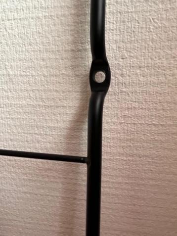 Wandrek / memorek inclusief 40 clips, 98 x 76 cm.  beschikbaar voor biedingen