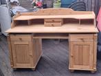 bureau van grenen hout, Ophalen of Verzenden, Zo goed als nieuw