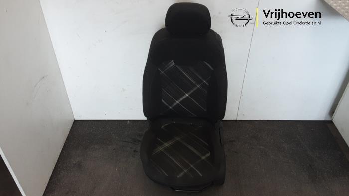 Stoel links van een Opel Corsa (Corsa E 15-), Auto-onderdelen, Interieur en Bekleding, Opel, Gebruikt, 3 maanden garantie, Ophalen of Verzenden