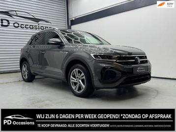 Volkswagen T-Roc 1.5 TSI R-Line - 150PK - Camera - ACC -Keyl beschikbaar voor biedingen