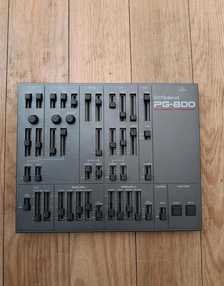 Roland PG-800, Muziek en Instrumenten, Effecten, Zo goed als nieuw, Ophalen of Verzenden