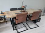 Mango houten eettafel met 4 stoelen, Ophalen, Gebruikt, Industrieel, 4 tot 6 stoelen