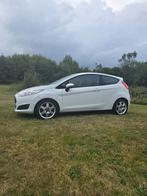 Ford Fiësta 1.5 Tdci 70KW 3D 2015 Wit, Auto's, Voorwielaandrijving, 1027 kg, Wit, Origineel Nederlands