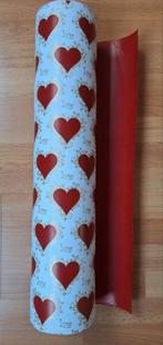 Chique cadeaupapier met rood, wit, goud. 2 kanten bruikbaar., Ophalen of Verzenden, Nieuw