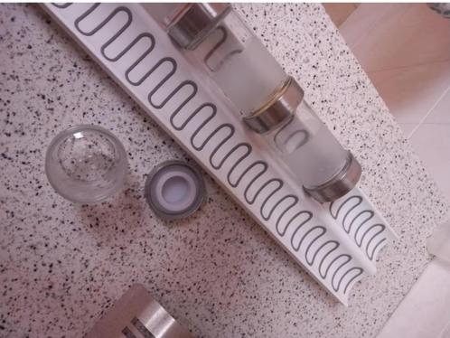 Ikea kruidenpotjes houder en potjes nieuw en zgan, Huis en Inrichting, Keuken | Keukenbenodigdheden, Zo goed als nieuw, Ophalen